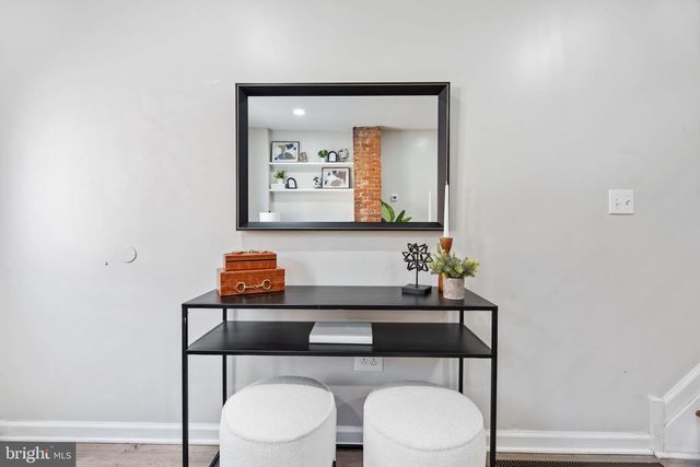 1543 S BAILEY ST, Philadelphia, PA 19146