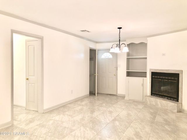 113 Charlene Drive, Lafayette, LA 70501