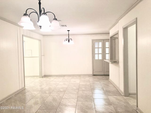 113 Charlene Drive, Lafayette, LA 70501