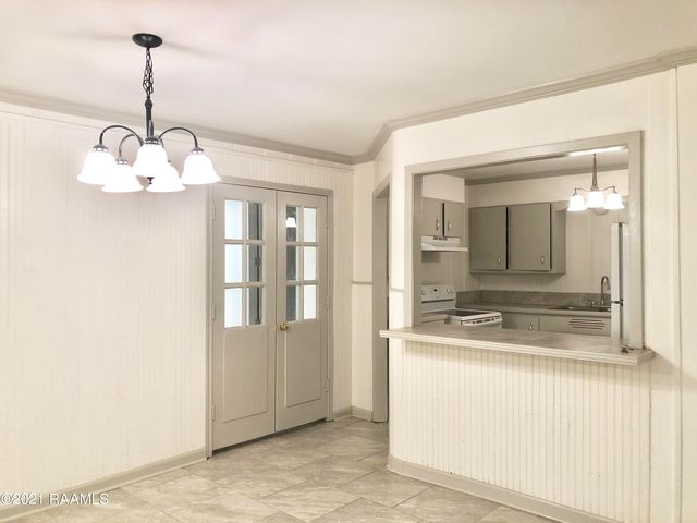 113 Charlene Drive, Lafayette, LA 70501