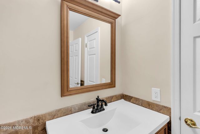19 Remington Drive 3, Freehold, NJ 07728