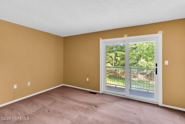19 Remington Drive 3, Freehold, NJ 07728