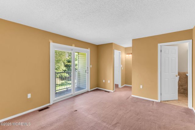 19 Remington Drive 3, Freehold, NJ 07728