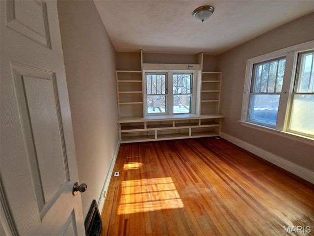 115 Lawrence Avenue, St Louis, MO 63135