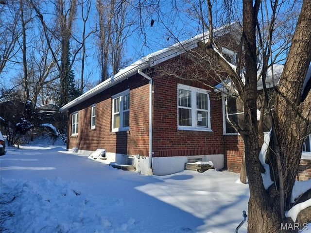 115 Lawrence Avenue, St Louis, MO 63135