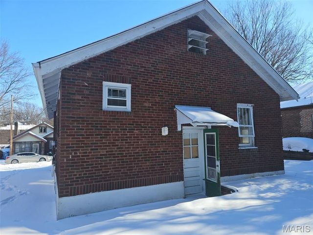 115 Lawrence Avenue, St Louis, MO 63135