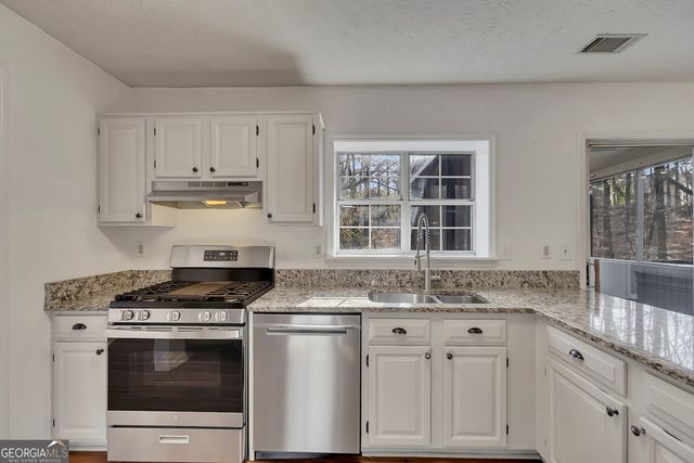 4935 Tanners Spring Drive, Alpharetta, GA 30022