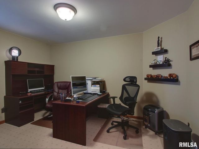 4729 COVINGTON Lane, Quincy, IL 62305