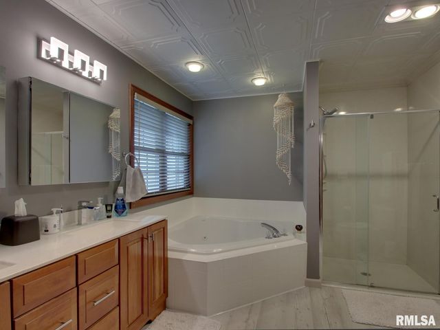 4729 COVINGTON Lane, Quincy, IL 62305