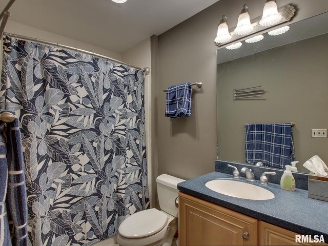 4729 COVINGTON Lane, Quincy, IL 62305