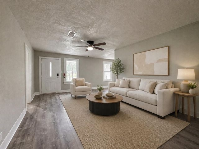 121 Lake Road, La Marque, TX 77568