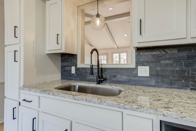 5003 56th Street, Lubbock, TX 79414