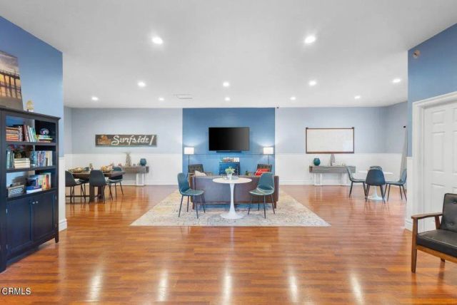 383 E Surfside Drive, Port Hueneme, CA 93041
