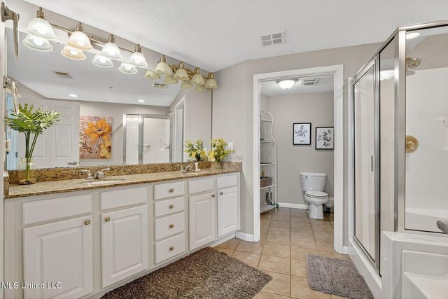 2228 Beach Drive, 401, Gulfport, MS 39507