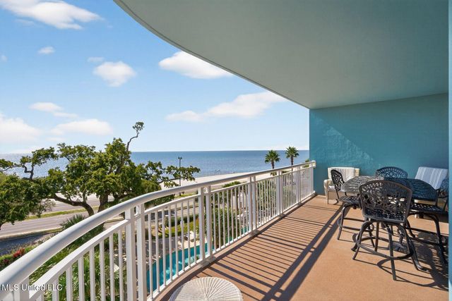 2228 Beach Drive, 401, Gulfport, MS 39507