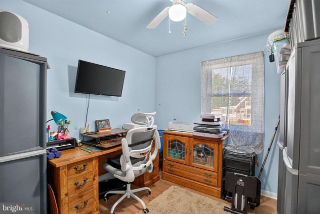 15 LYNN DR, Sicklerville, NJ 08081