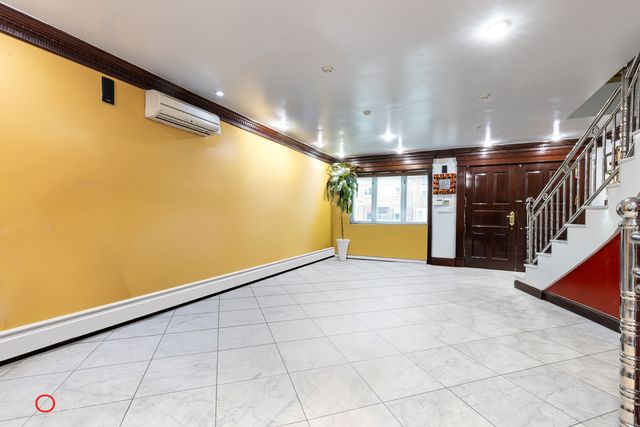 20-42 26th Street, New York City, NY 11105