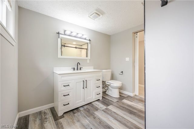 3282 W 38th Street, Cleveland, OH 44109