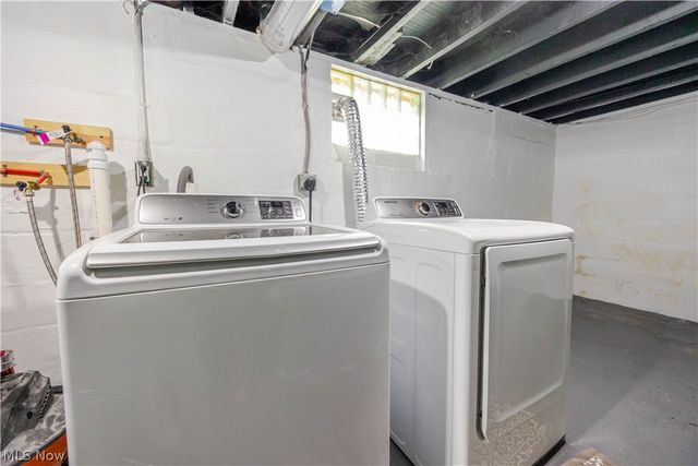 3282 W 38th Street, Cleveland, OH 44109