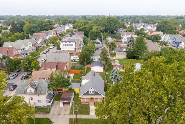 3282 W 38th Street, Cleveland, OH 44109