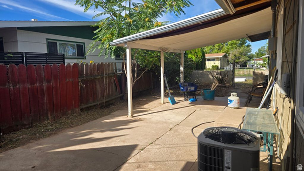 343 W 1550 N, Sunset, UT 84015 — photo 5