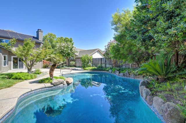 9138 Porto Bella Way, Elk Grove, CA 95624