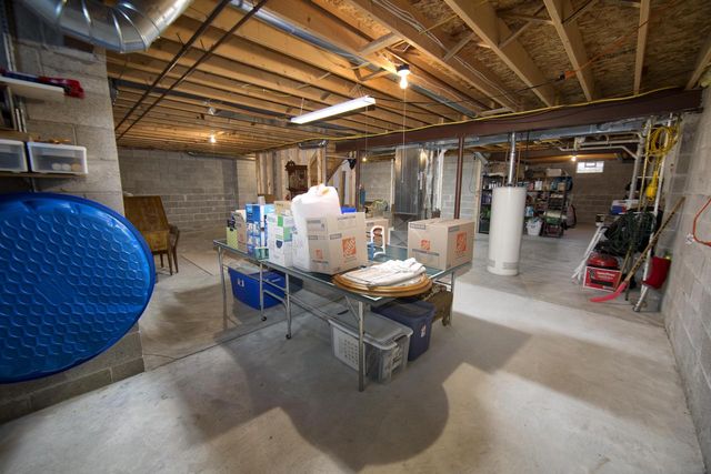 984 Bay View CIRCLE, Mukwonago, WI 53149