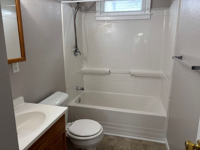 359 W ORLEANS Street, Paxton, IL 60957