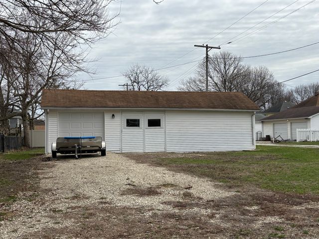 359 W ORLEANS Street, Paxton, IL 60957