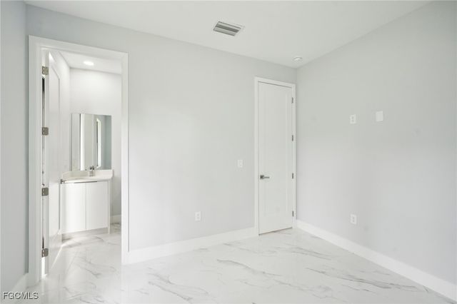 872 Spaulding ST E, Lehigh Acres, FL 33974