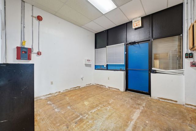 222 E 61st Street, Chicago, IL 60637