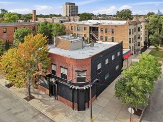 222 E 61st Street, Chicago, IL 60637