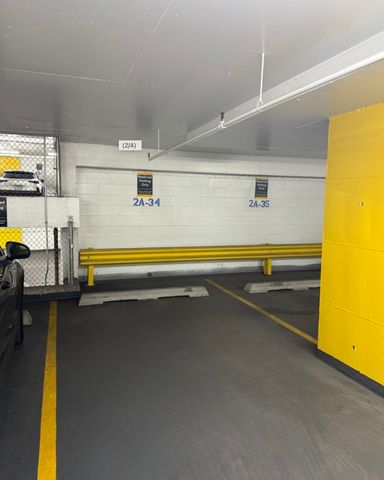 111 E chestnut Street 2A-34, Chicago, IL 60611