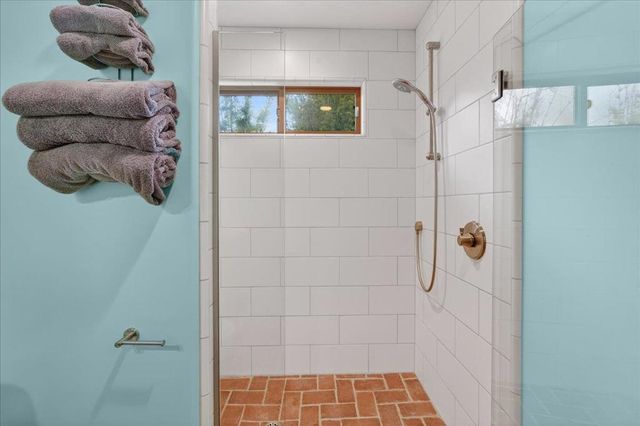 67 Hughes Road, Watsonville, CA 95076