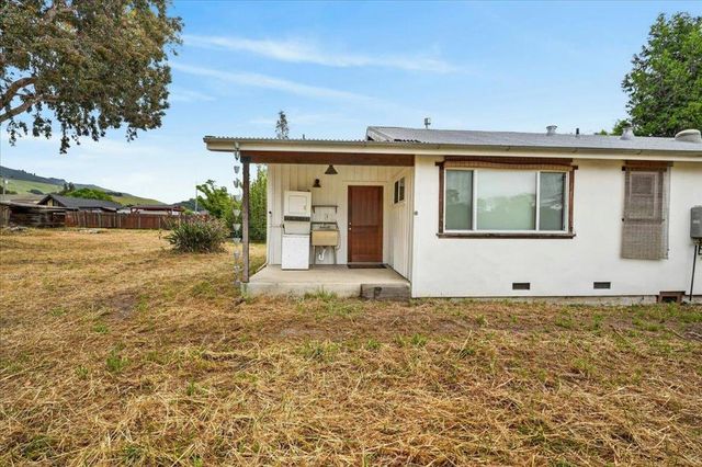 67 Hughes Road, Watsonville, CA 95076