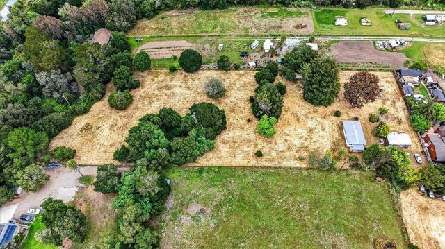 67 Hughes Road, Watsonville, CA 95076