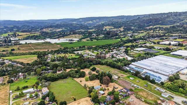 67 Hughes Road, Watsonville, CA 95076