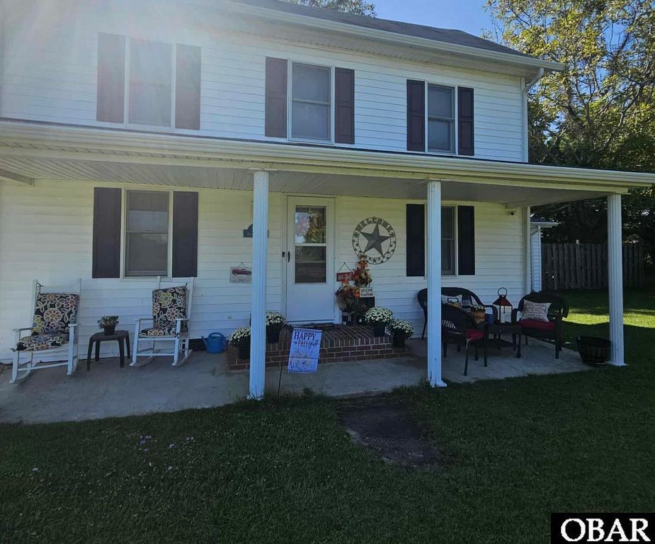 Image 1 of property listing at 524 Aydlett Road, Aydlett, NC 27916