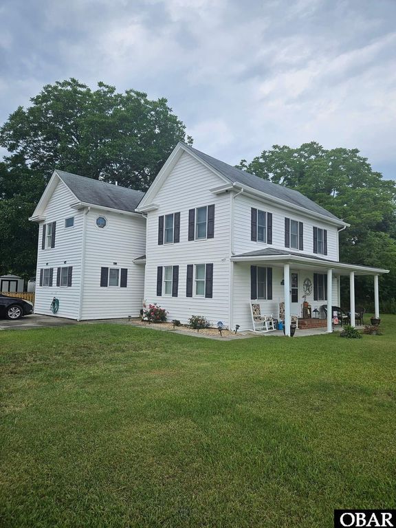 Image 2 of property listing at 524 Aydlett Road, Aydlett, NC 27916