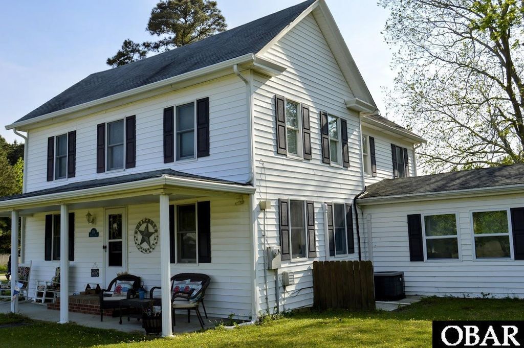 Image 3 of property listing at 524 Aydlett Road, Aydlett, NC 27916