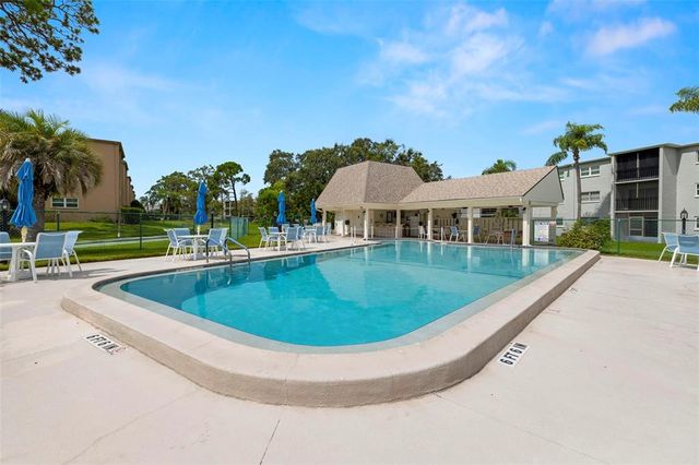 1450 HEATHER RIDGE BOULEVARD 305, Dunedin, FL 34698