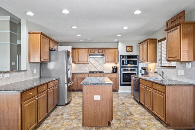 2727 Brahman Drive, Manvel, TX 77578