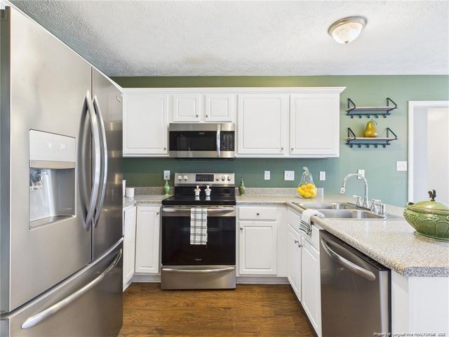 2321 Foster Gwin Lane, Fayetteville, NC 28304