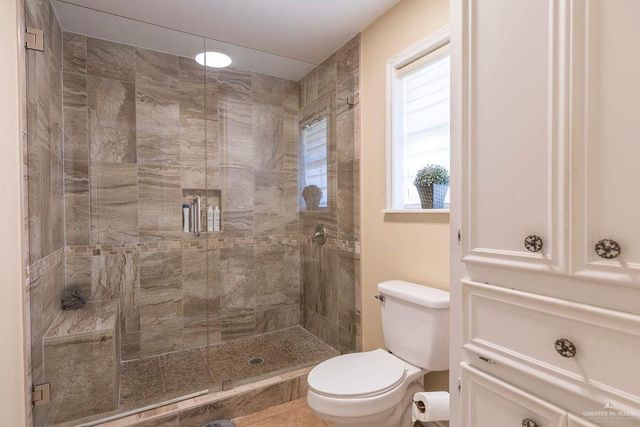 1009 S Peking Street, Mcallen, TX 78501