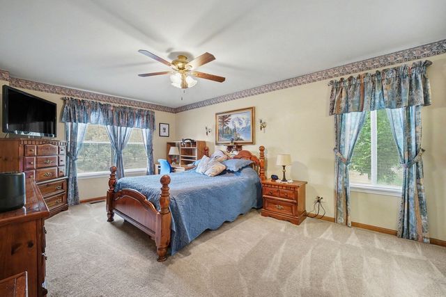 915 Joan Court, Naperville, IL 60540