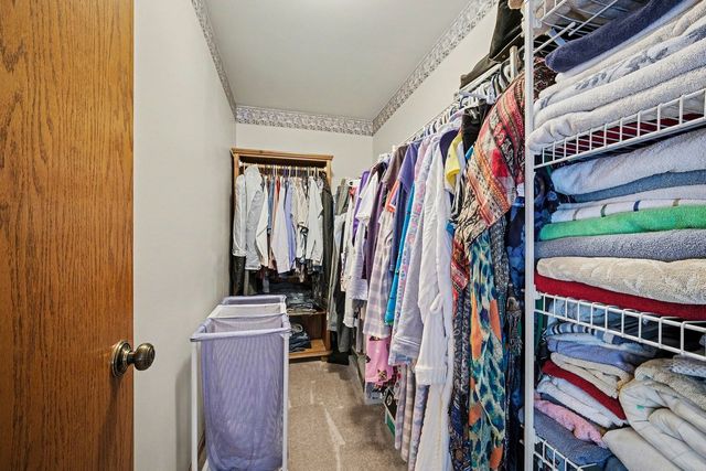915 Joan Court, Naperville, IL 60540
