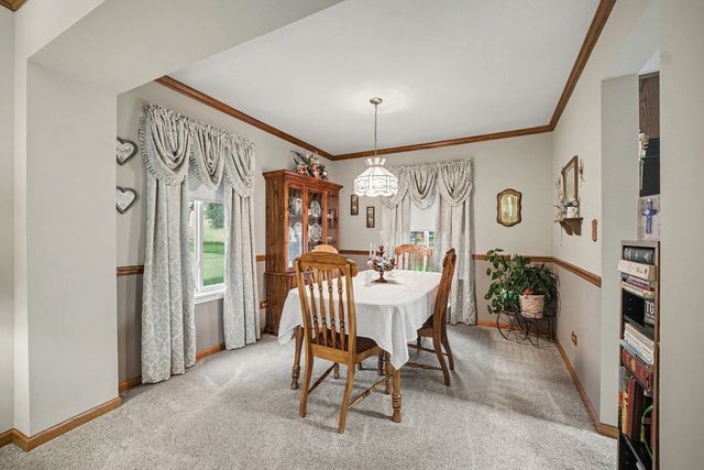 915 Joan Court, Naperville, IL 60540