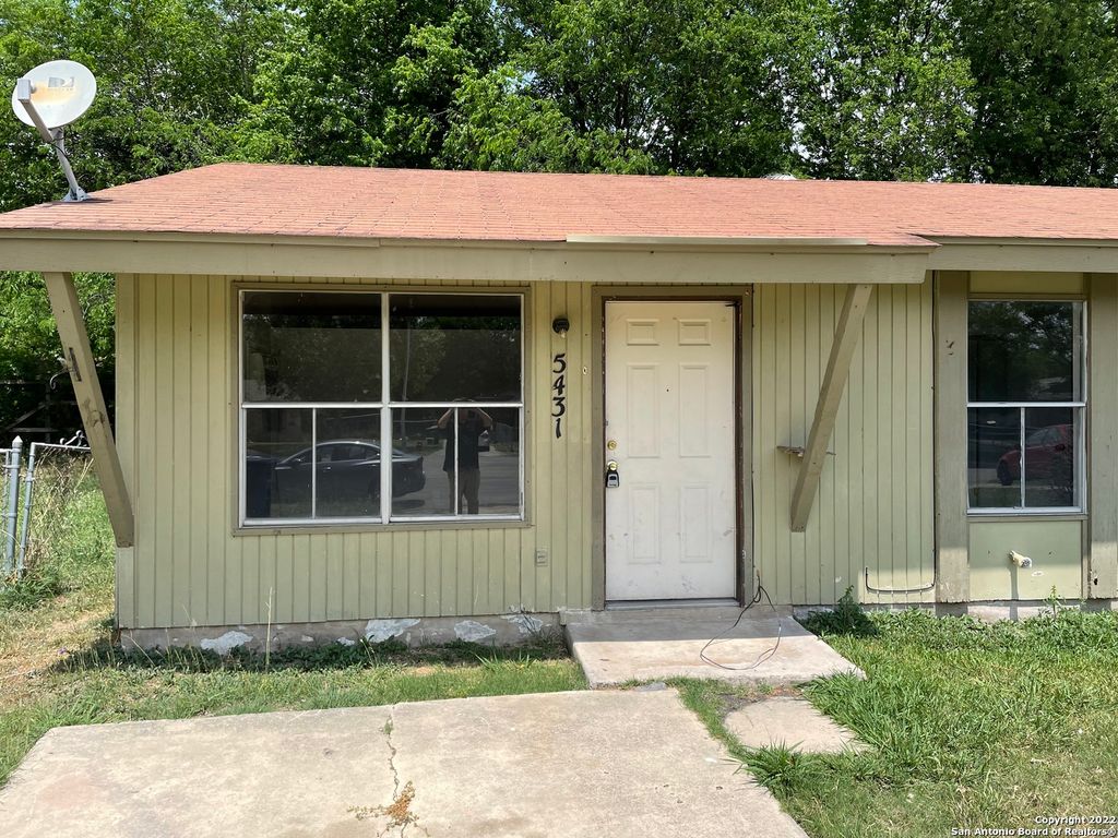 5431 RUBIDOUX DR, San Antonio, TX 78228