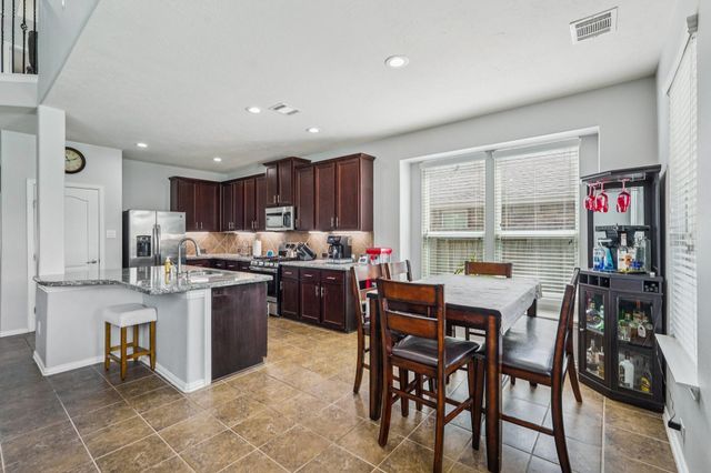 6546 Turner Fields Lane, Dickinson, TX 77539