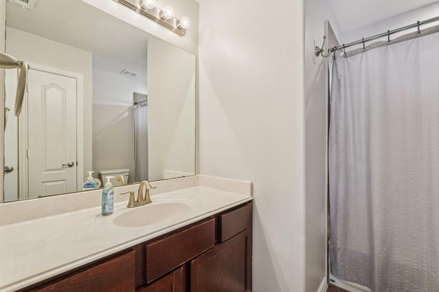 6546 Turner Fields Lane, Dickinson, TX 77539